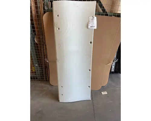 INTERNATIONAL LT625 Sleeper Fairing