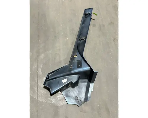 INTERNATIONAL LT625 Sleeper Fairing