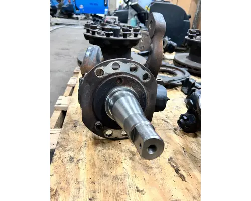 INTERNATIONAL LT625 Spindle  Knuckle, Front