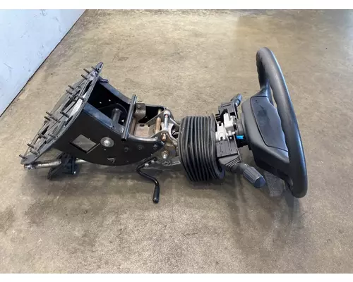 INTERNATIONAL LT625 Steering Column