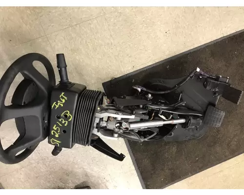 INTERNATIONAL LT625 Steering Column