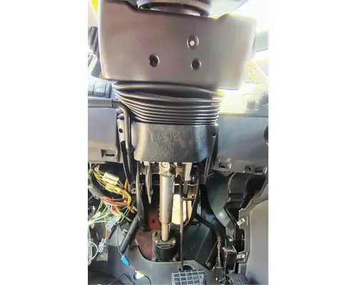 INTERNATIONAL LT625 Steering Column