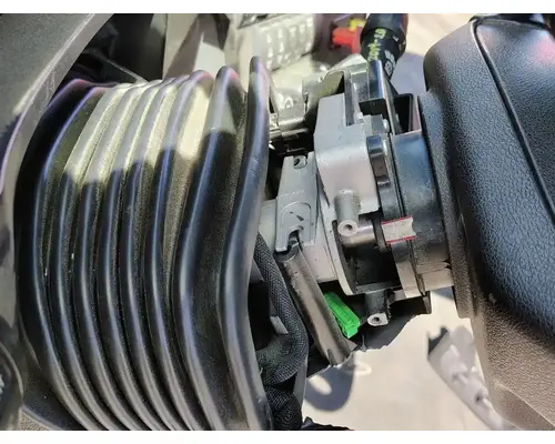 INTERNATIONAL LT625 Steering Column