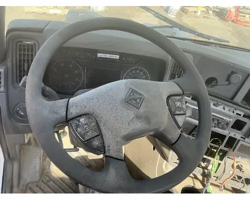 INTERNATIONAL LT625 Steering Wheel