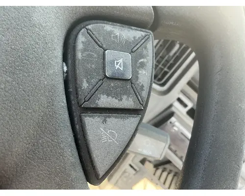 INTERNATIONAL LT625 Steering Wheel