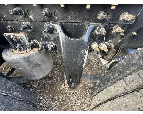 INTERNATIONAL LT625 Suspension