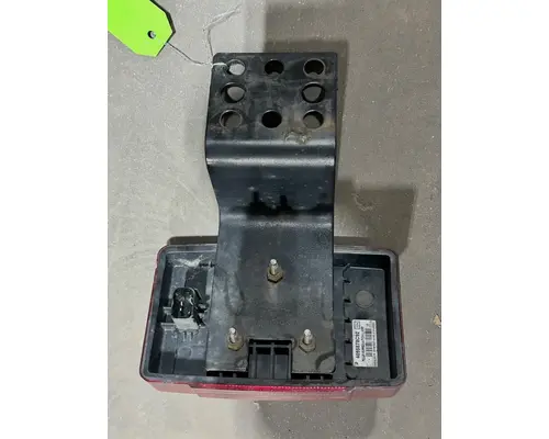 INTERNATIONAL LT625 Tail Lamp