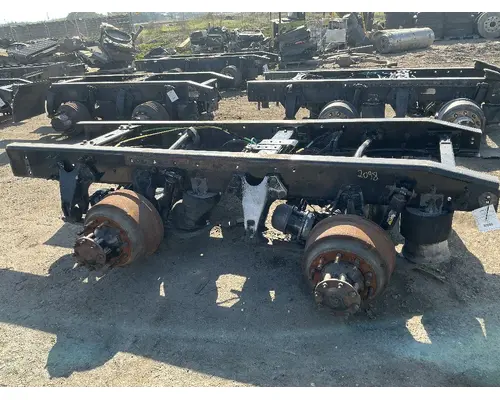 INTERNATIONAL LT625 Tandem Cutoffs