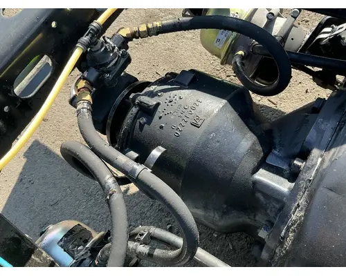 INTERNATIONAL LT625 Tandem Cutoffs