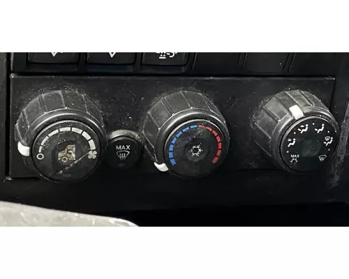 INTERNATIONAL LT625 Temperature Control