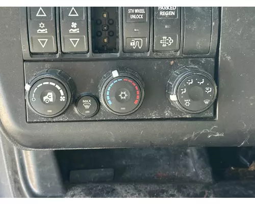 INTERNATIONAL LT625 Temperature Control