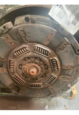INTERNATIONAL LT625 Transmission Assembly
