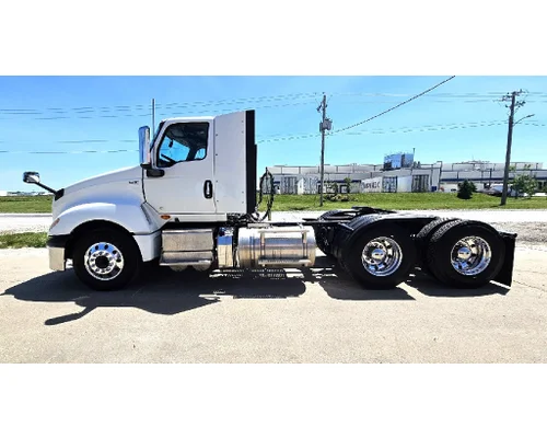 INTERNATIONAL LT625 Used Trucks