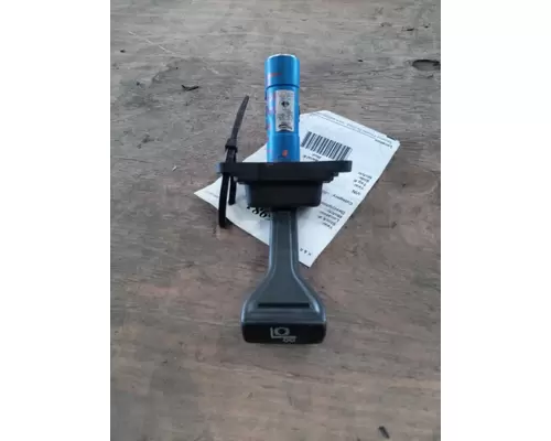 INTERNATIONAL LT625 VALVES