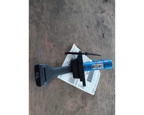 INTERNATIONAL LT625 VALVE