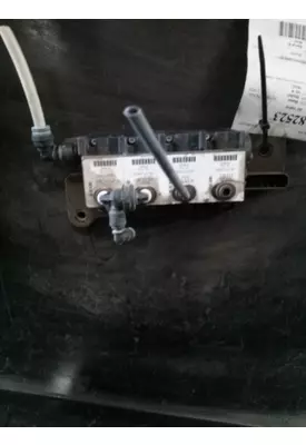 INTERNATIONAL LT625 Valve, Air