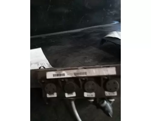 INTERNATIONAL LT625 Valve, Air