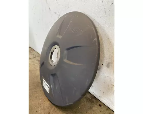 INTERNATIONAL LT625 Wheel Cover