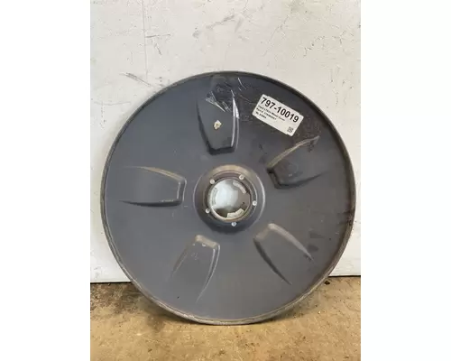 INTERNATIONAL LT625 Wheel Cover