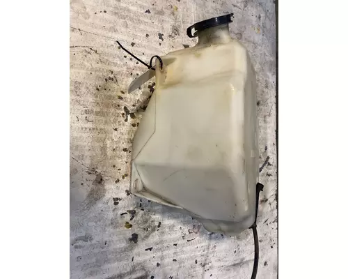 INTERNATIONAL LT625 Windshield Washer Reservoir