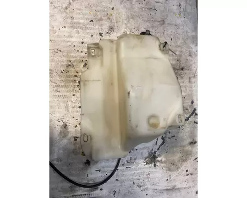 INTERNATIONAL LT625 Windshield Washer Reservoir