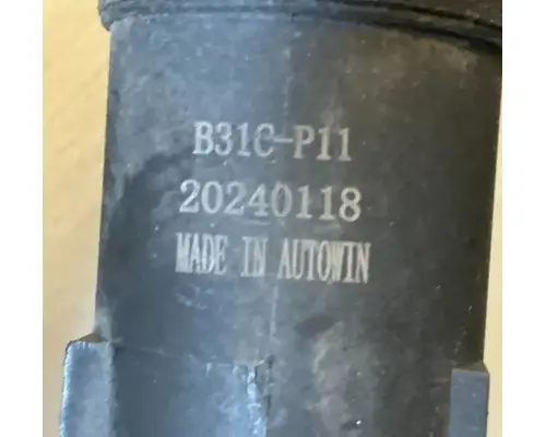 INTERNATIONAL LT625 Windshield Washer Reservoir