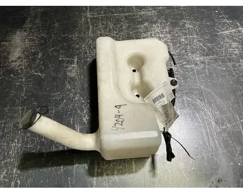 INTERNATIONAL LT625 Windshield Washer Reservoir