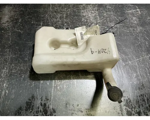 INTERNATIONAL LT625 Windshield Washer Reservoir