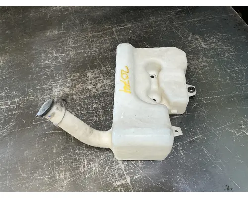 INTERNATIONAL LT625 Windshield Washer Reservoir