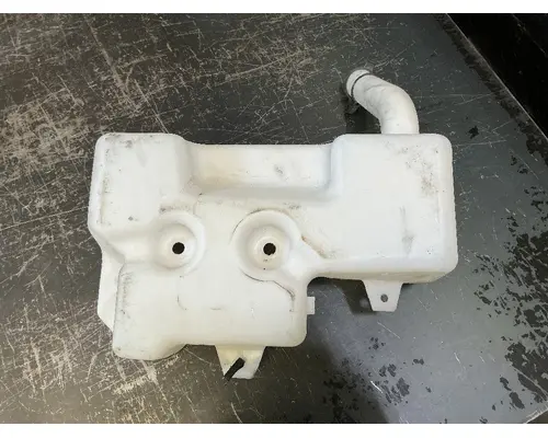 INTERNATIONAL LT625 Windshield Washer Reservoir