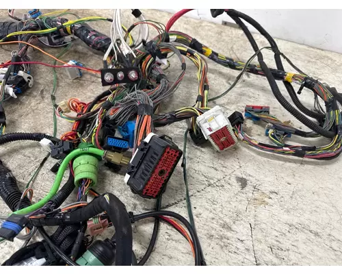 INTERNATIONAL LT625 Wiring Harness