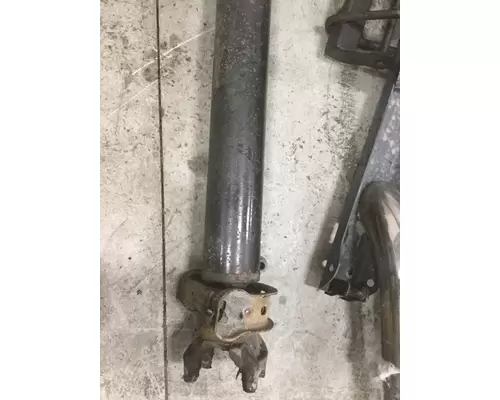 INTERNATIONAL LT62 Drive Shaft, Front