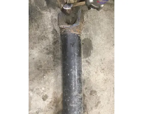 INTERNATIONAL LT62 Drive Shaft, Rear