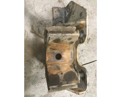 INTERNATIONAL LT62 Engine Mounts