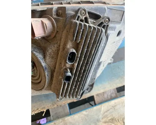 INTERNATIONAL LT62 Headlamp Assembly