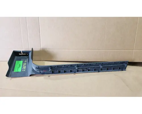 INTERNATIONAL LT 126 Interior Scuff Plates