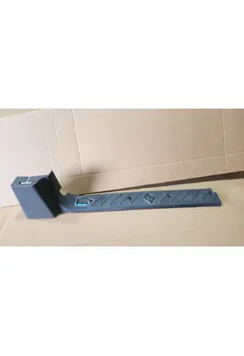 INTERNATIONAL LT 126 Interior Scuff Plates