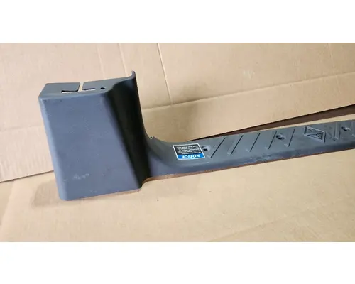 INTERNATIONAL LT 126 Interior Scuff Plates