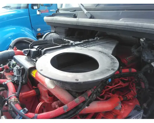 INTERNATIONAL LT AIR CLEANER