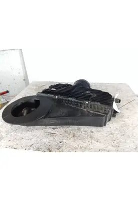 INTERNATIONAL LT AIR CLEANER