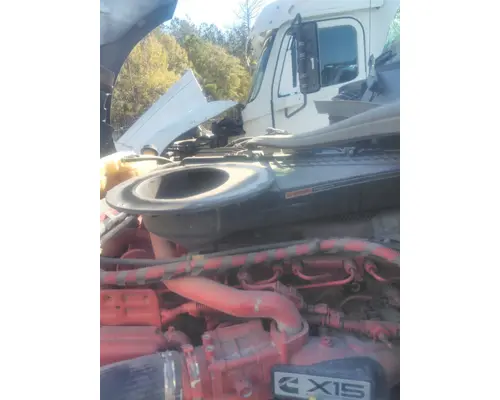 INTERNATIONAL LT AIR CLEANER