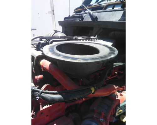 INTERNATIONAL LT AIR CLEANER