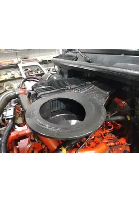 INTERNATIONAL LT AIR CLEANER