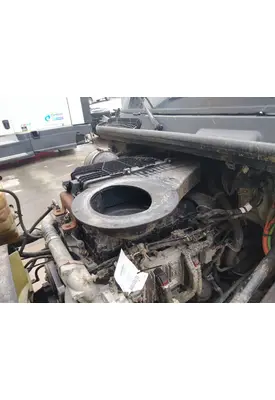 INTERNATIONAL LT AIR CLEANER