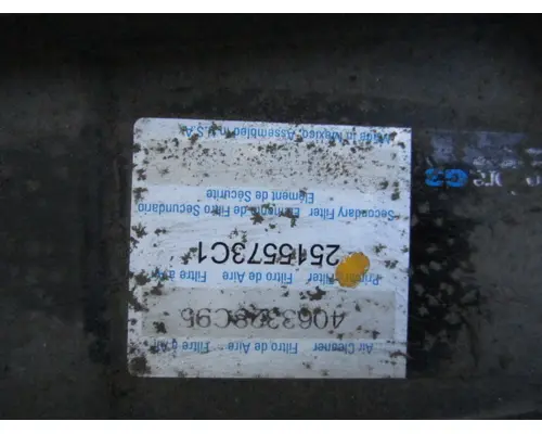 INTERNATIONAL LT AIR CLEANER