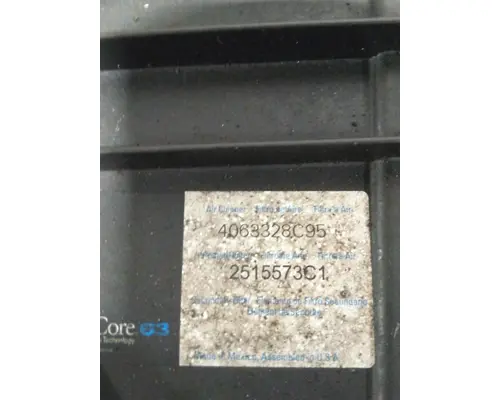 INTERNATIONAL LT AIR CLEANER