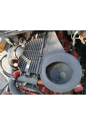 INTERNATIONAL LT AIR CLEANER