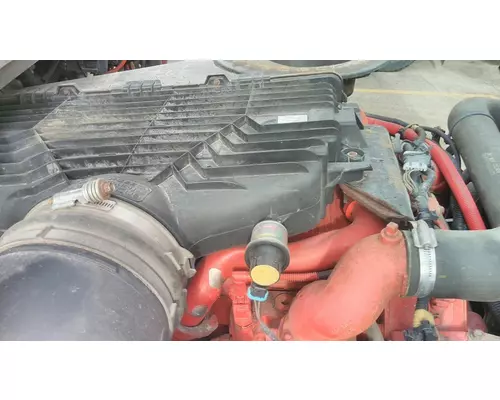INTERNATIONAL LT AIR CLEANER