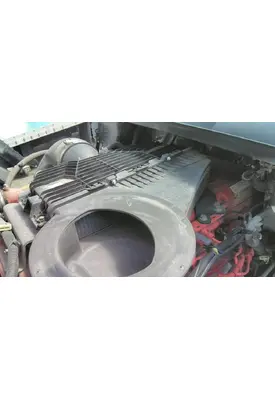 INTERNATIONAL LT AIR CLEANER