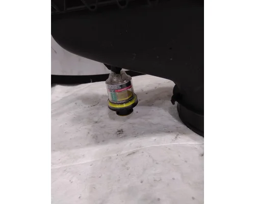 INTERNATIONAL LT AIR CLEANER